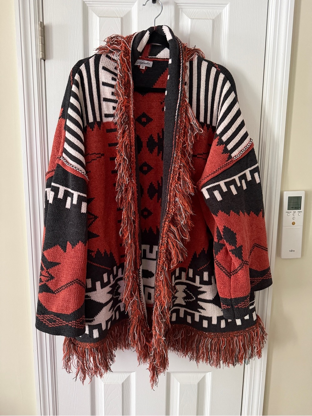 Magnolia Southwestern Aztec Fringe Cardigan Rust Black Cream Medium